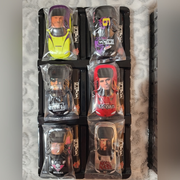 1999 NWO/WCW Limited Edition 12 Car Collector Set with Certificate included - Picture 2 of 9